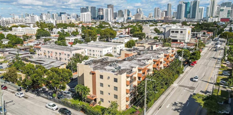 Condo à Miami, Floride, 2 chambres  № 1770851