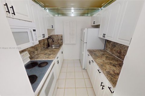 Copropriété à vendre à Miami, Floride: 2 chambres, 74.41 m2 № 1770851 - photo 3