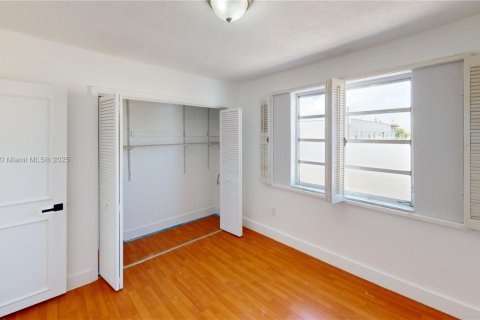 Copropriété à vendre à Miami, Floride: 2 chambres, 74.41 m2 № 1770851 - photo 7