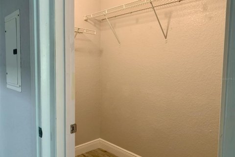 Condo in Tampa, Florida, 1 bedroom  № 2238638 - photo 13