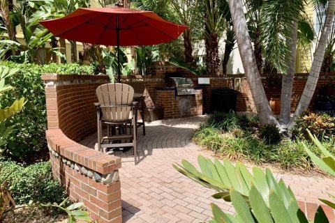 Condo in Tampa, Florida, 1 bedroom  № 2238638 - photo 23