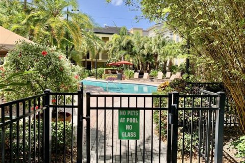 Condo in Tampa, Florida, 1 bedroom  № 2238638 - photo 18