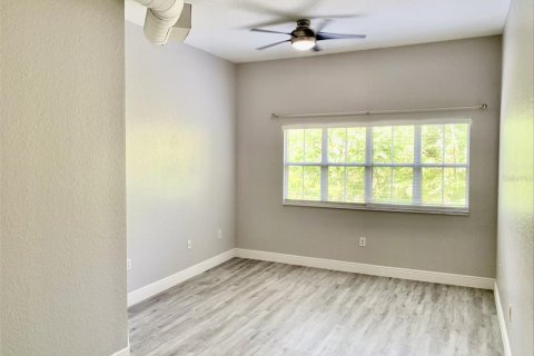 Condo in Tampa, Florida, 1 bedroom  № 2238638 - photo 4