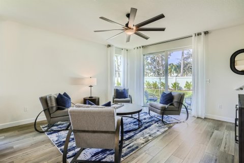 Townhouse in Port St. Lucie, Florida 3 bedrooms, 169.18 sq.m. № 2176412 - photo 10