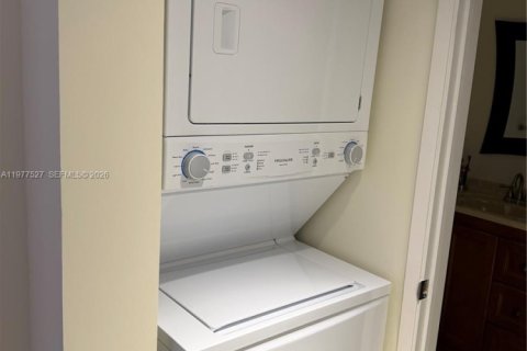 Купить кондоминиум в Авентура, Флорида 1 спальня, 97.55м2, № 2041854 - фото 19