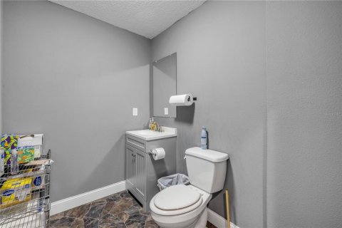 Propiedad comercial en venta en Edgewater, Florida № 1826321 - foto 18