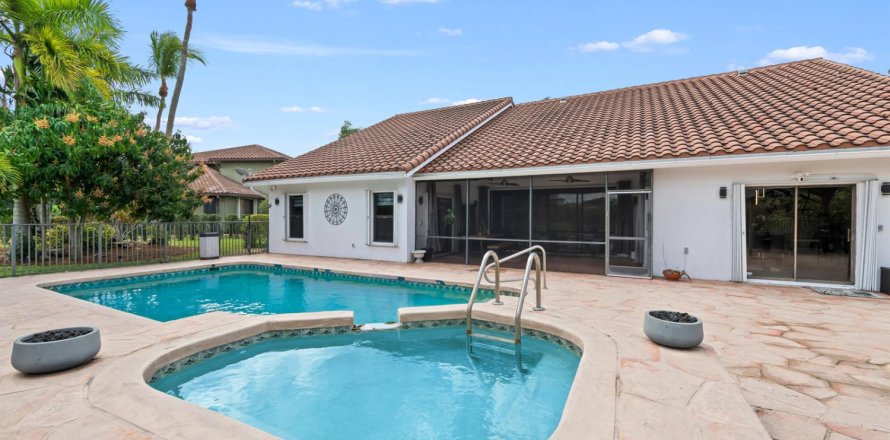 Villa ou maison à Tamarac, Floride 3 chambres, 263.94 m2 № 2088093