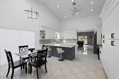 Villa ou maison à vendre à Tamarac, Floride: 3 chambres, 263.94 m2 № 2088093 - photo 16