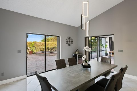 Villa ou maison à vendre à Tamarac, Floride: 3 chambres, 263.94 m2 № 2088093 - photo 22