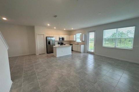 Adosado en alquiler en Davenport, Florida, 4 dormitorios, 181.53 m2 № 1919649 - foto 11