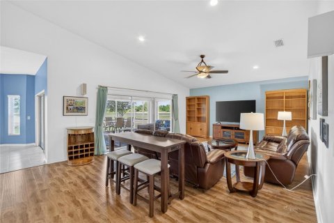 House in Lake Wales, Florida 3 bedrooms, 209.49 sq.m. № 2201349 - photo 21