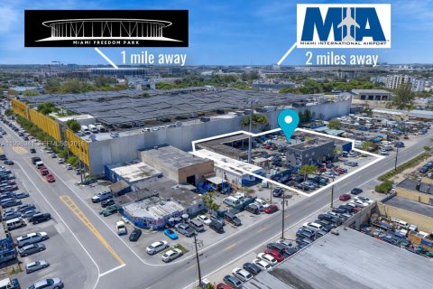 Commercial property in Miami, Florida № 2060975 - photo 2