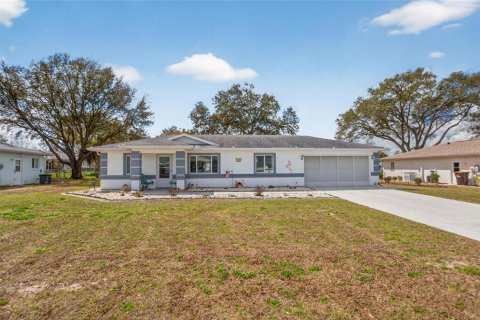 House in Ocala, Florida 2 bedrooms, 106.65 sq.m. № 2329027