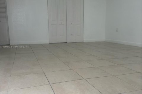 Immobilier commercial à louer à Homestead, Floride: 1 chambre № 1970012 - photo 5