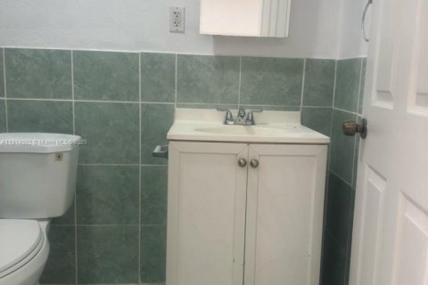 Immobilier commercial à louer à Homestead, Floride: 1 chambre № 1970012 - photo 9