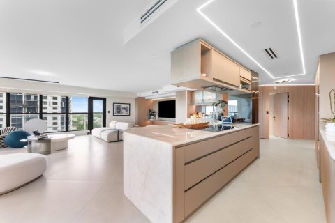 Condo in Highland Beach, Florida, 3 bedrooms  № 2082172 - photo 23