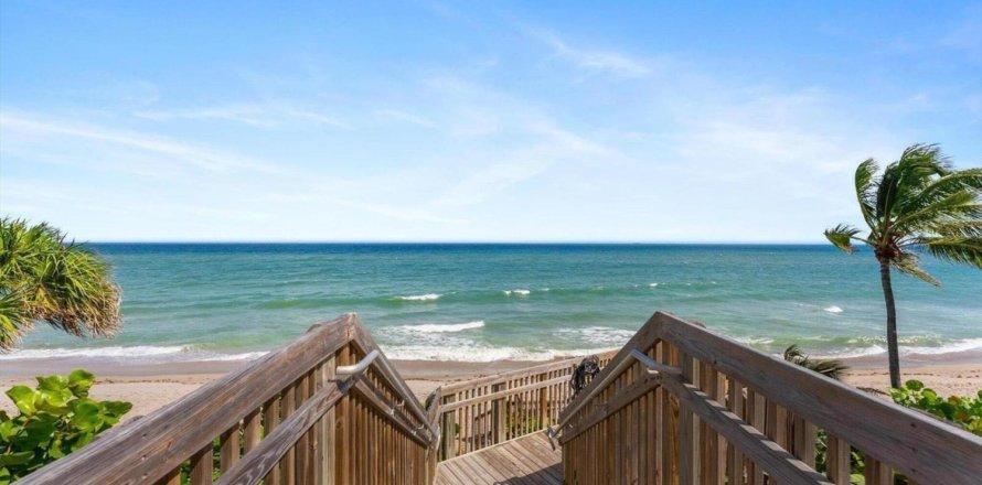 Condo in Highland Beach, Florida, 3 bedrooms  № 2082172