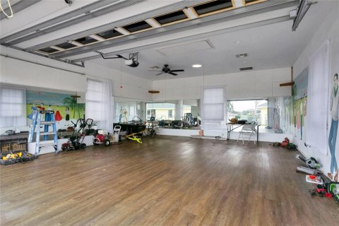 Villa ou maison à vendre à Wildwood, Floride: 3 chambres, 196.58 m2 № 2126519 - photo 29