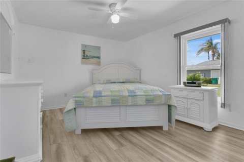 Villa ou maison à vendre à Wildwood, Floride: 3 chambres, 196.58 m2 № 2126519 - photo 22