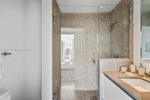 Condominio en alquiler en Miami, Florida, 2 dormitorios, 117.43 m2 № 1888864 - foto 23