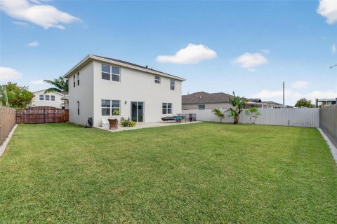 Villa ou maison à louer à Homestead, Floride: 4 chambres, 204.76 m2 № 2317923 - photo 21