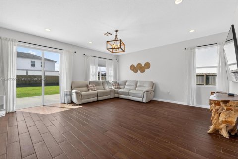 Villa ou maison à louer à Homestead, Floride: 4 chambres, 204.76 m2 № 2317923 - photo 11