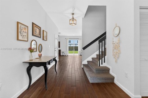 Villa ou maison à louer à Homestead, Floride: 4 chambres, 204.76 m2 № 2317923 - photo 6