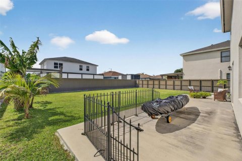 Villa ou maison à louer à Homestead, Floride: 4 chambres, 204.76 m2 № 2317923 - photo 23