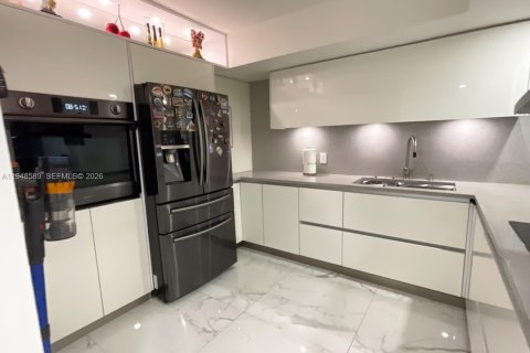 Condominio en venta en Miami, Florida, 1 dormitorio, 74.41 m2 № 2006588 - foto 6