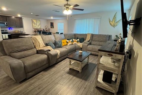 Casa en venta en Brooksville, Florida, 3 dormitorios, 155.89 m2 № 1901327 - foto 7