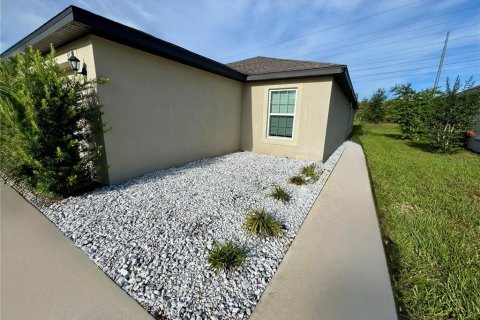 Casa en venta en Brooksville, Florida, 3 dormitorios, 155.89 m2 № 1901327 - foto 2