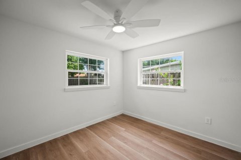 House in Melbourne, Florida 3 bedrooms, 80.45 sq.m. № 2210095 - photo 18
