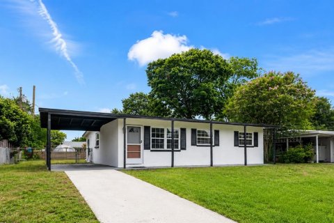 House in Melbourne, Florida 3 bedrooms, 80.45 sq.m. № 2210095