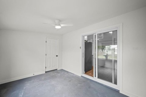 House in Melbourne, Florida 3 bedrooms, 80.45 sq.m. № 2210095 - photo 21