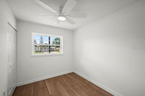 House in Melbourne, Florida 3 bedrooms, 80.45 sq.m. № 2210095 - photo 14
