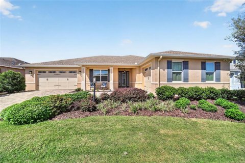 Casa en Ocala, Florida 3 dormitorios, 214.33 m2 № 2355031