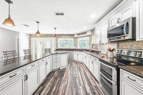 Villa ou maison à vendre à Brooksville, Floride: 3 chambres, 246.38 m2 № 2421790 - photo 14