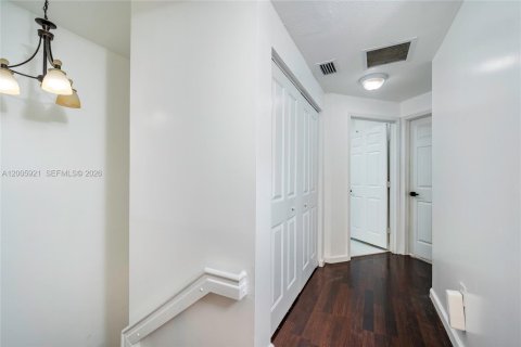 House in Homestead, Florida 3 bedrooms, 135.54 sq.m. № 2072045 - photo 23
