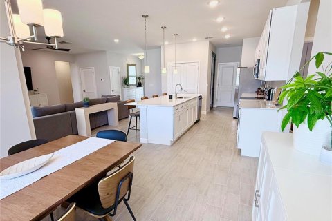 Casa en venta en Palm Coast, Florida, 4 dormitorios, 214.33 m2 № 2148485 - foto 10