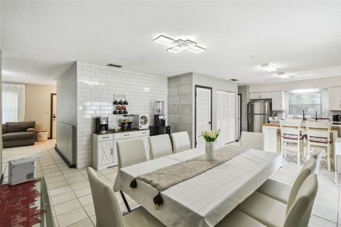 Casa en venta en Orlando, Florida, 3 dormitorios, 121.42 m2 № 1795776 - foto 8
