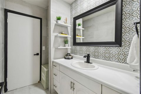 Casa en venta en Orlando, Florida, 3 dormitorios, 121.42 m2 № 1795776 - foto 18