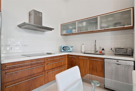Copropriété à vendre à Miami Beach, Floride: 2 chambres, 123.37 m2 № 1960588 - photo 8