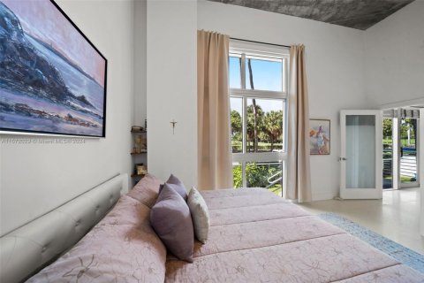 Copropriété à vendre à Miami Beach, Floride: 2 chambres, 123.37 m2 № 1960588 - photo 11