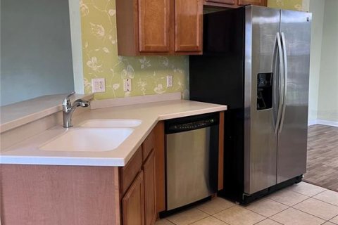 Townhouse in Clearwater, Florida 2 bedrooms, 152.17 sq.m. № 1919331 - photo 12