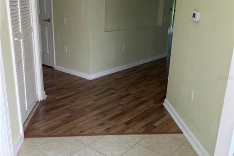 Townhouse in Clearwater, Florida 2 bedrooms, 152.17 sq.m. № 1919331 - photo 3