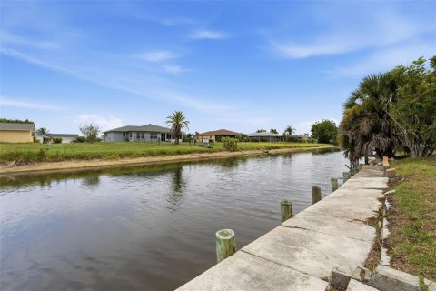 Villa ou maison à vendre à Rotonda, Floride: 2 chambres, 117.99 m2 № 2222768 - photo 18