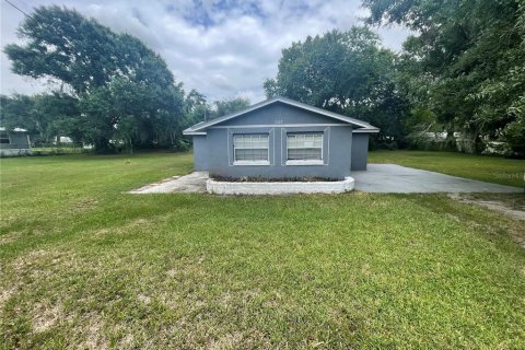 Casa en venta en Auburndale, Florida, 4 dormitorios, 138.98 m2 № 1821213 - foto 1