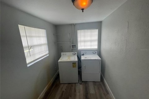 Casa en venta en Auburndale, Florida, 4 dormitorios, 138.98 m2 № 1821213 - foto 12