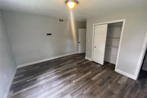 Casa en venta en Auburndale, Florida, 4 dormitorios, 138.98 m2 № 1821213 - foto 9