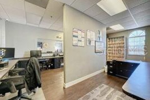 Купить коммерческую недвижимость в Спринг-Хилл, Флорида 934.97м2, № 1323371 - фото 23